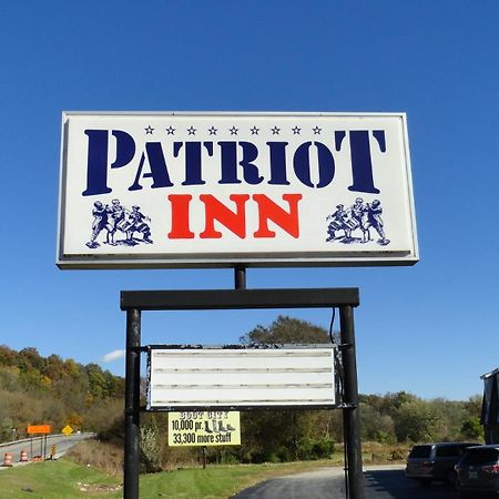 Patriot Inn Spencer Exterior photo