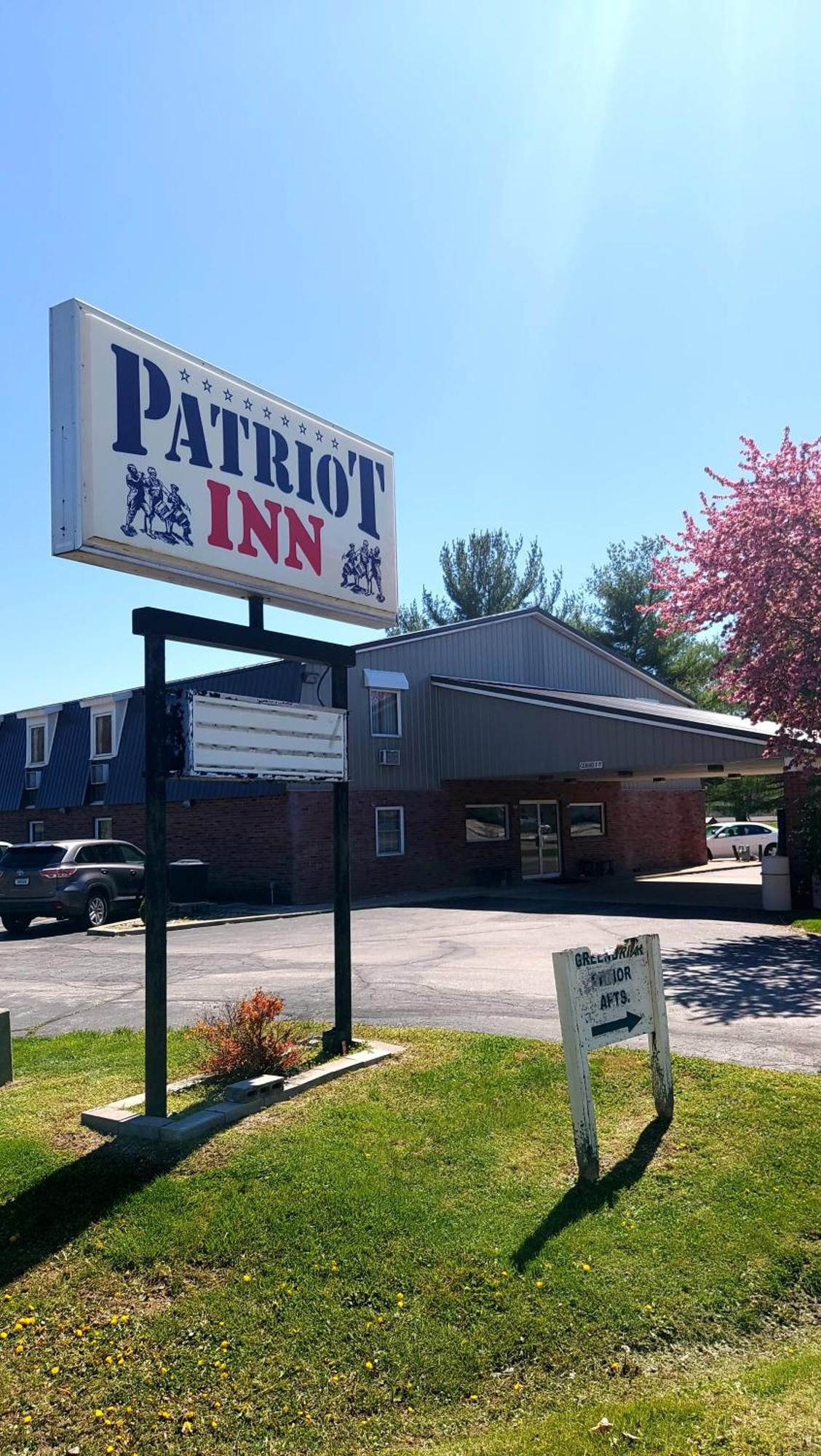 Patriot Inn Spencer Exterior photo